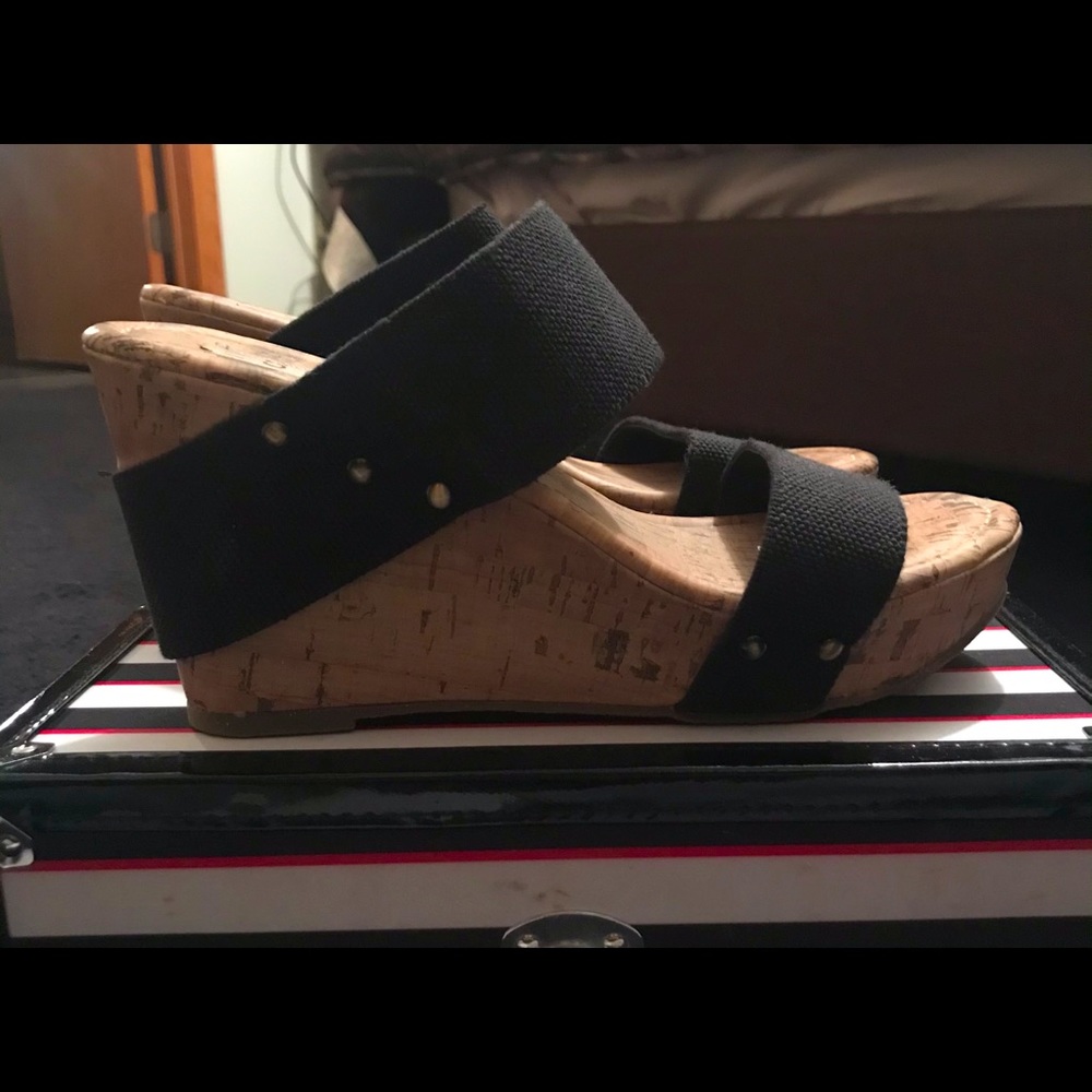 Esprit Black Wedges